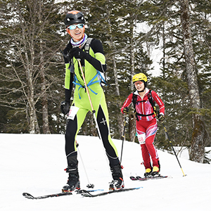 トレイルランナー 注目のニュースポーツ！ 「山岳スキー競技（SKIMO）」にチャレンジしよう！ - トレイルランニング総合情報サイト  トレイルランナー.JP Trail Runner.JP