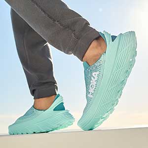 HOKA】ラクに履く｡ラクに歩く｡アフターランに最適なスリッポン